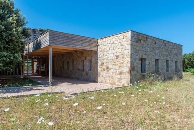Ecole de Sainte Marie Sicche - Construction réalisée en suivant le référentiel EFFINERGIE. Ecole de Sainte Marie Sicche - Construction réalisée en suivant le référentiel EFFINERGIE.