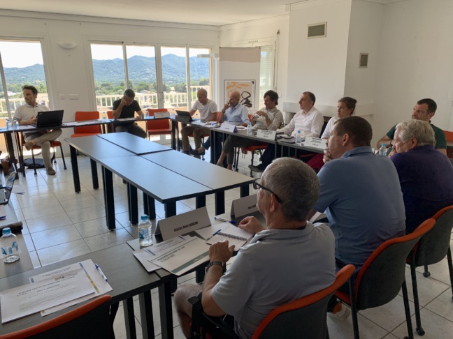 Réunion de travail à Portivechju, avec les élus de la communauté de communes Sud-Corse.