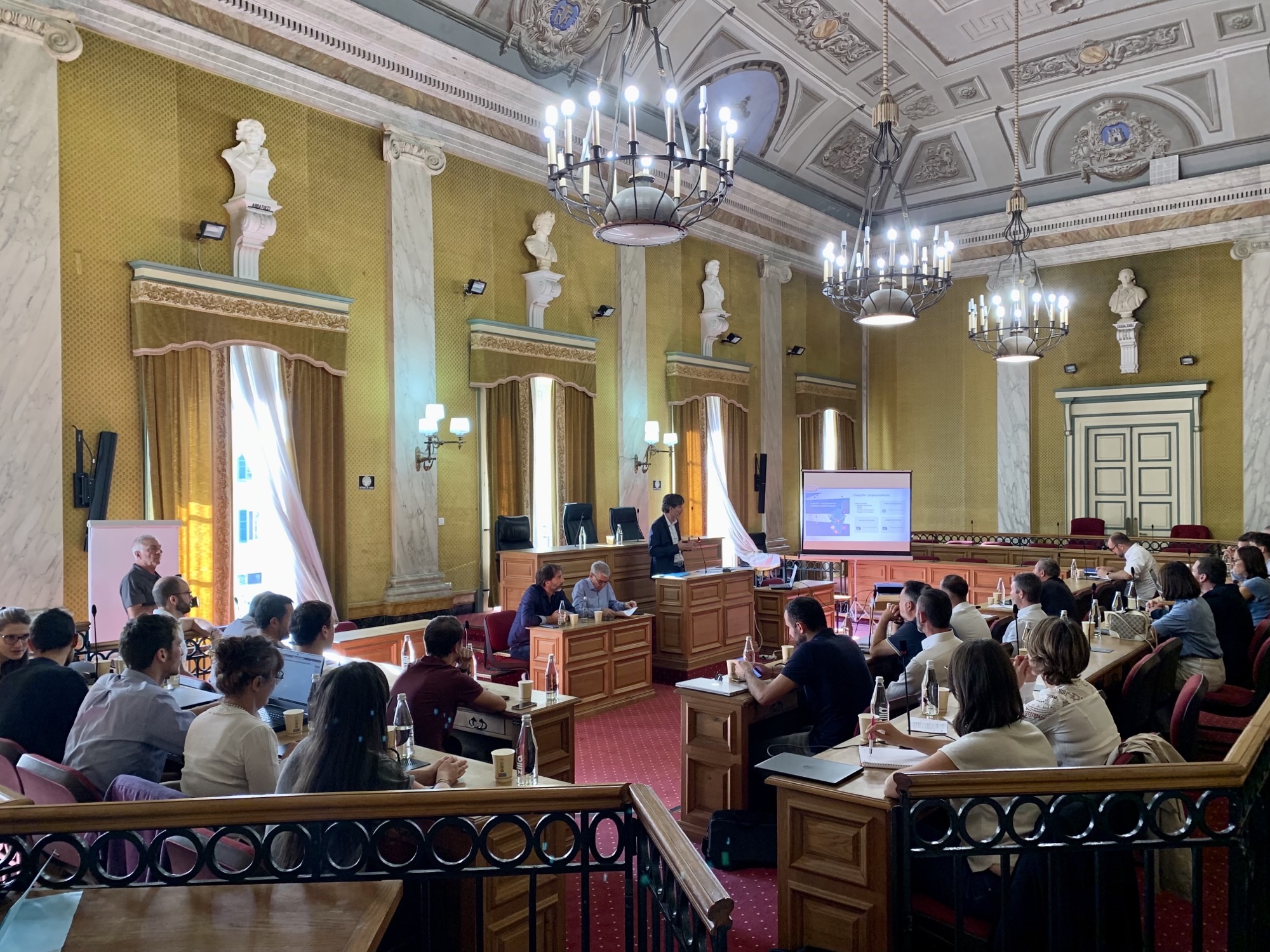 Colloque « Enquêtes Déplacements », mercredi 21 septembre 2022 au Palais Lantivy d'Aiacciu. Colloque « Enquêtes Déplacements », mercredi 21 septembre 2022 au Palais Lantivy d'Aiacciu.
