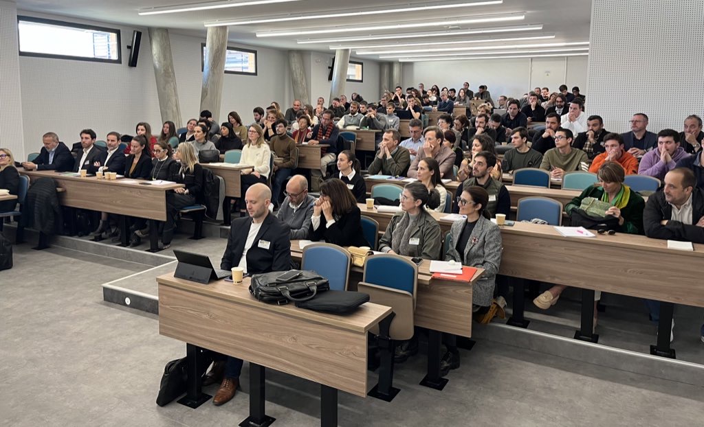 Une journée d’échanges pour la décarbonation du bâti Une journée d’échanges pour la décarbonation du bâti